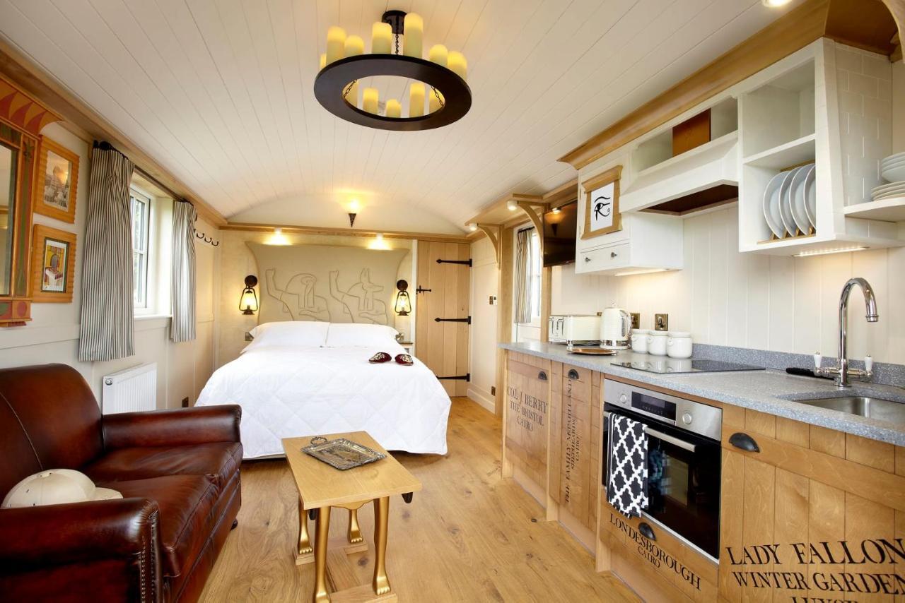 Hornington Manor Luxury Shepherd Huts York Eksteriør billede